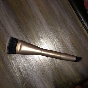 Stila makeup brush
